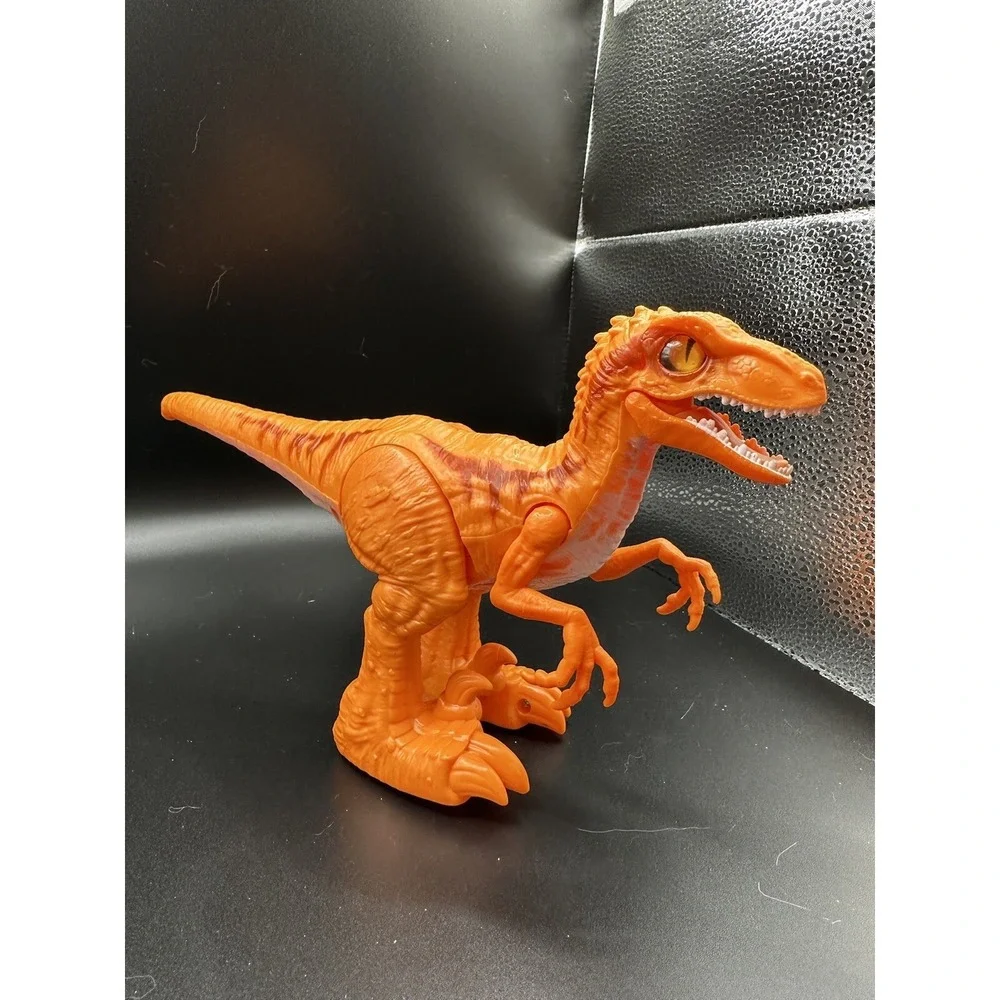 Zuru‎ Robo Alive Dino Wars Attacking Velociraptor Orange Walks Lights Up Chomps